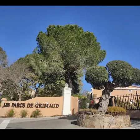 Les Parcs De Du Golf De Saint Tropez Apartment *